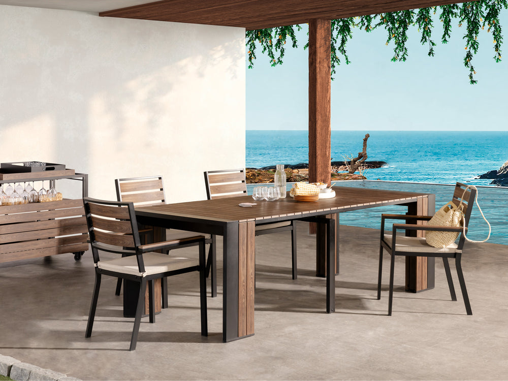 Transformer-outdoor-table-dark-walnut-the-family-4-panels-lifestyle